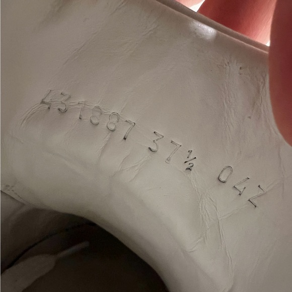 Women's Gucci White Ace Pearl And Stud-Detail Leather Sneakers Size 37.5 - Picture 9 of 12